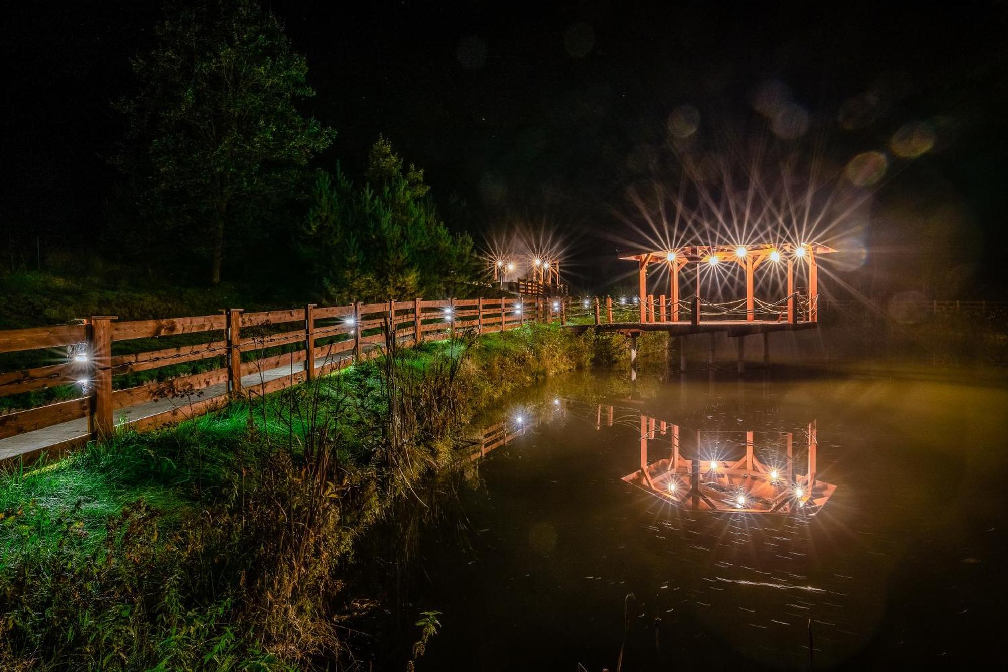 Glamping Pod Gwiazdami Pietrusza Wola Hotel Luaran gambar