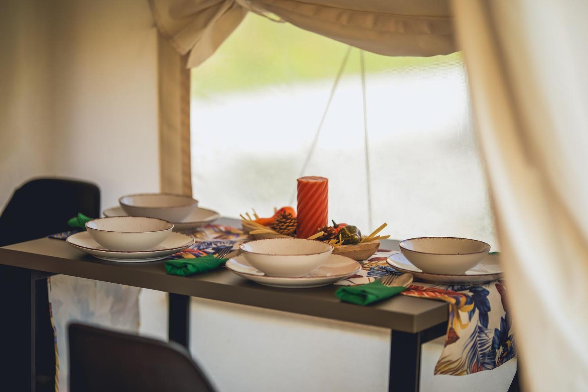 Glamping Pod Gwiazdami Pietrusza Wola Hotel Luaran gambar